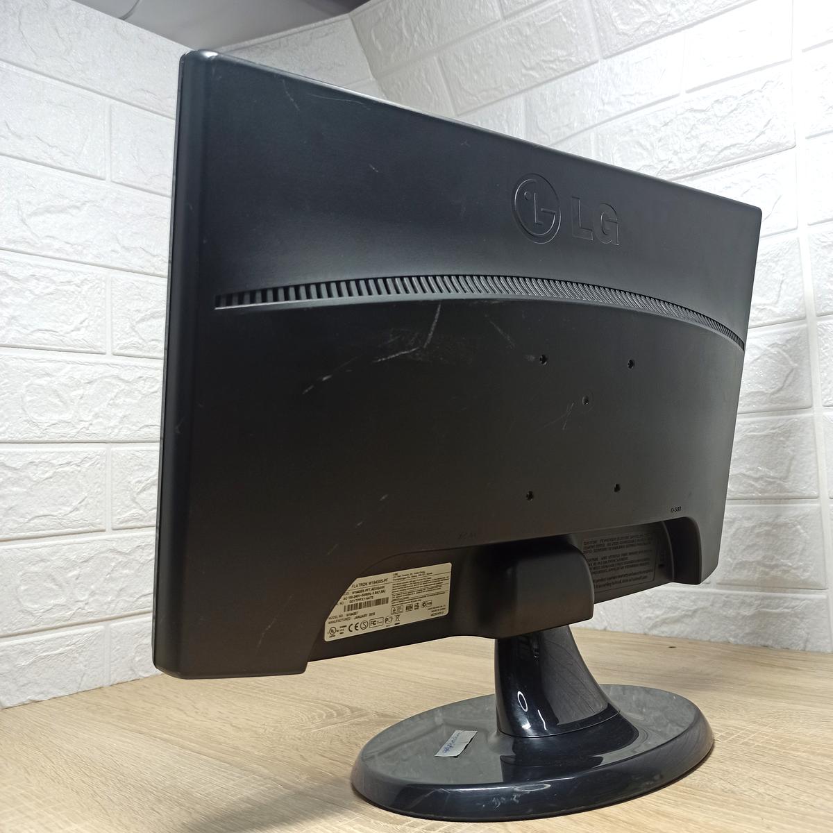 Монитор б/у 19" LG Flatron W1943SS 3 