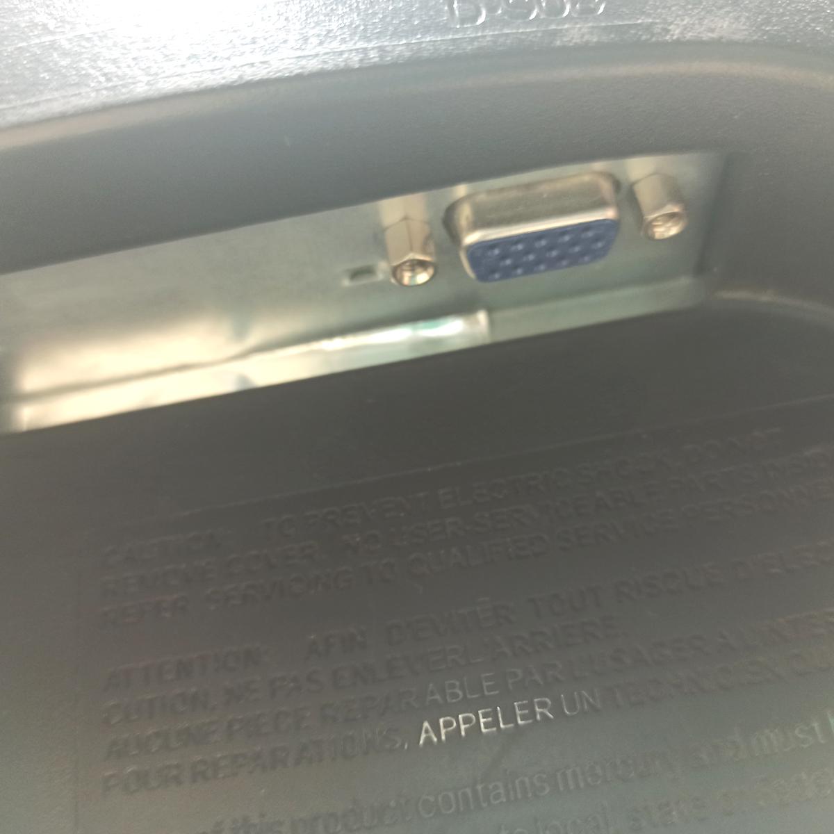 Монитор б/у 19" LG Flatron W1943SS 5 