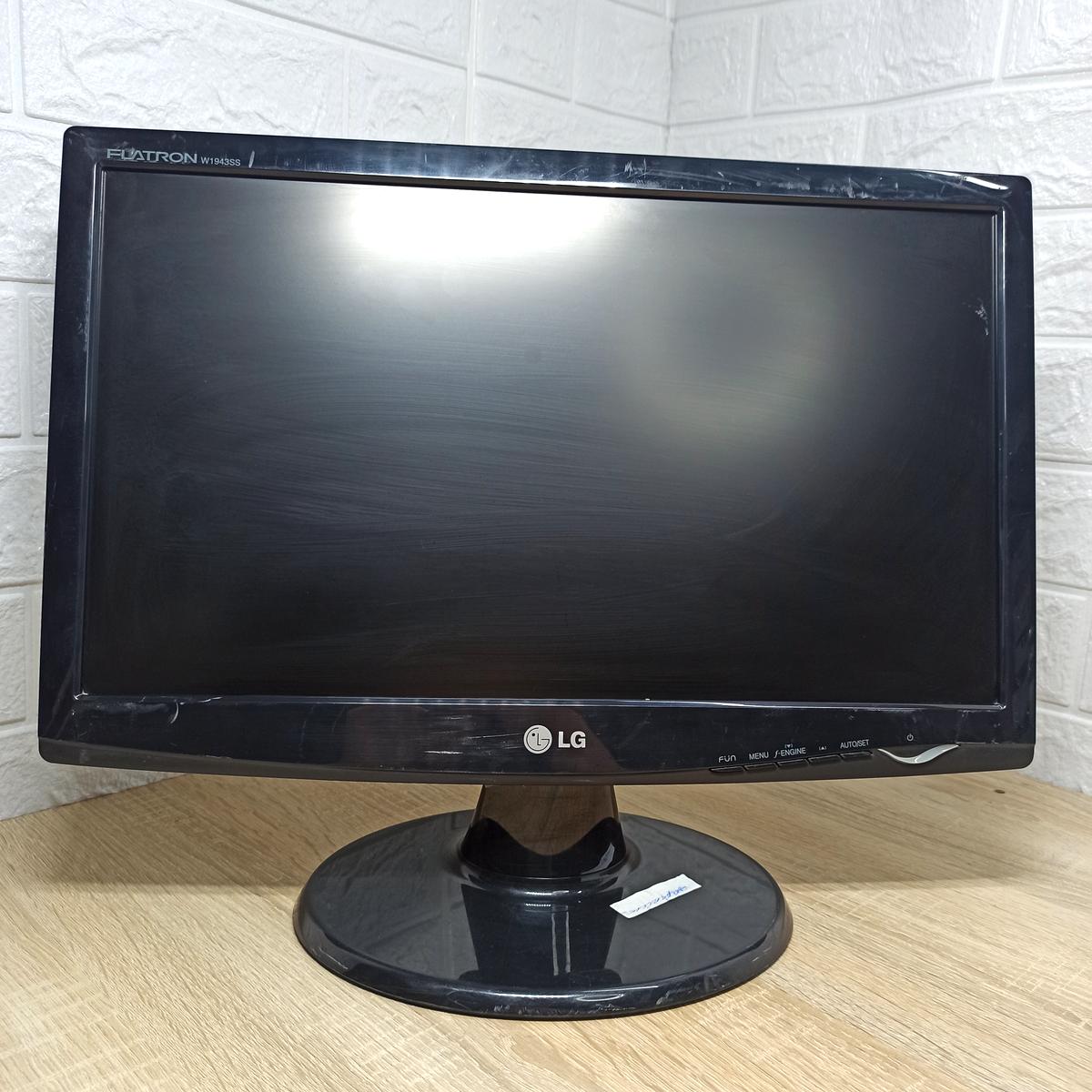 Монитор б/у 19" LG Flatron W1943SS 2 