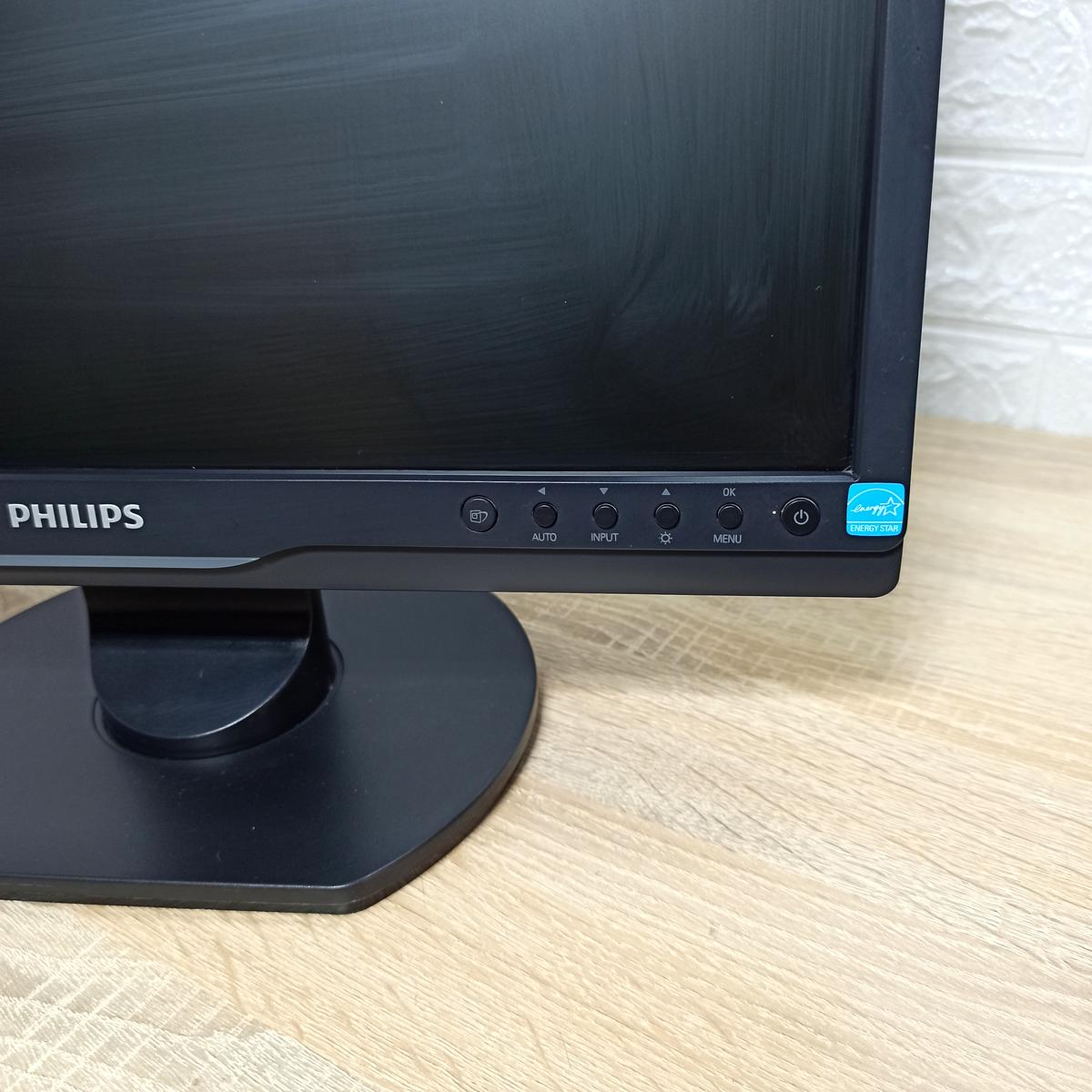 Монитор б/у 19" Philips Brilliance 19S 3 