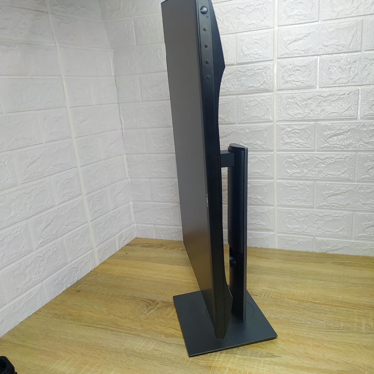 Монитор б/у 24" Dell P2419H 5