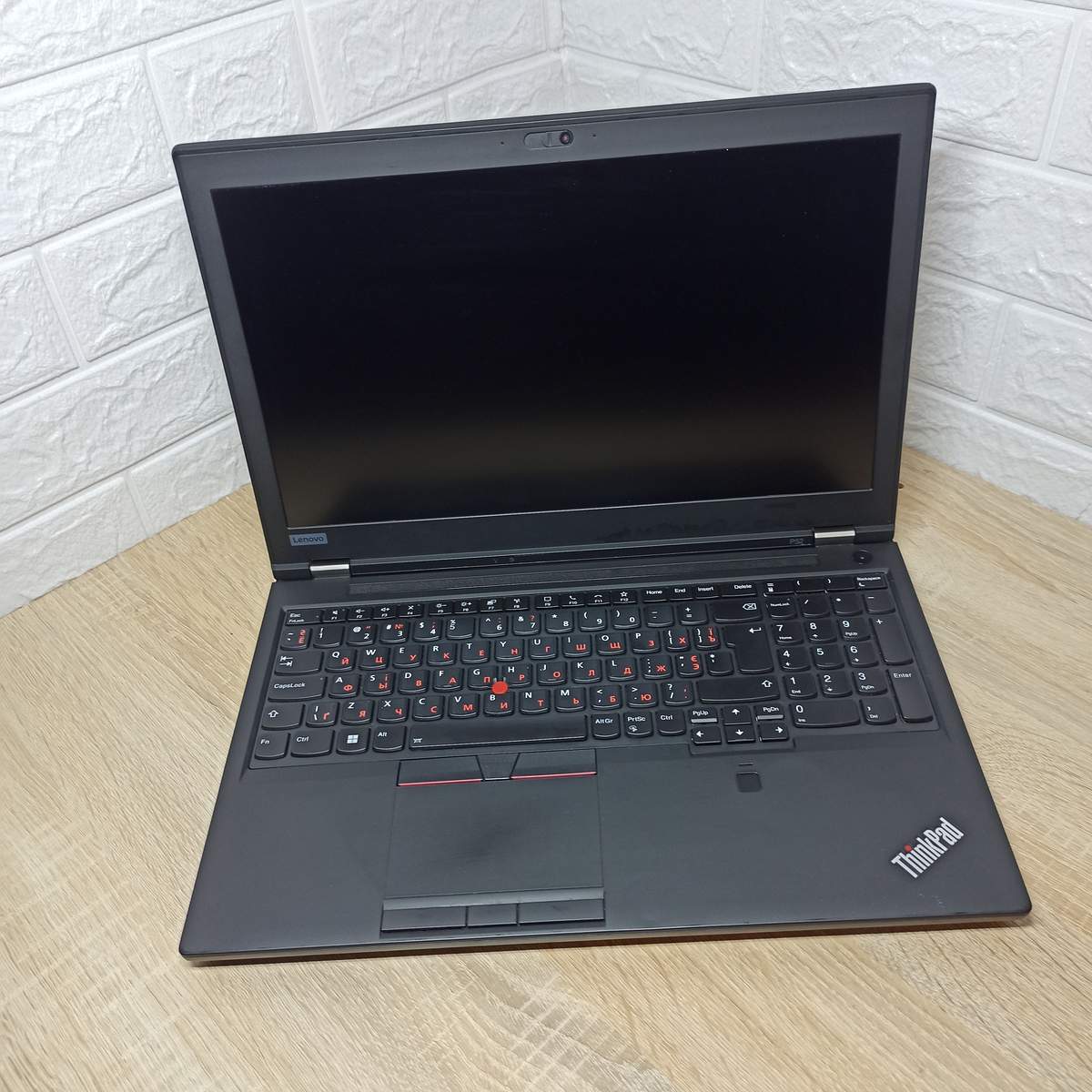 Ноутбук б/у Lenovo P52 1