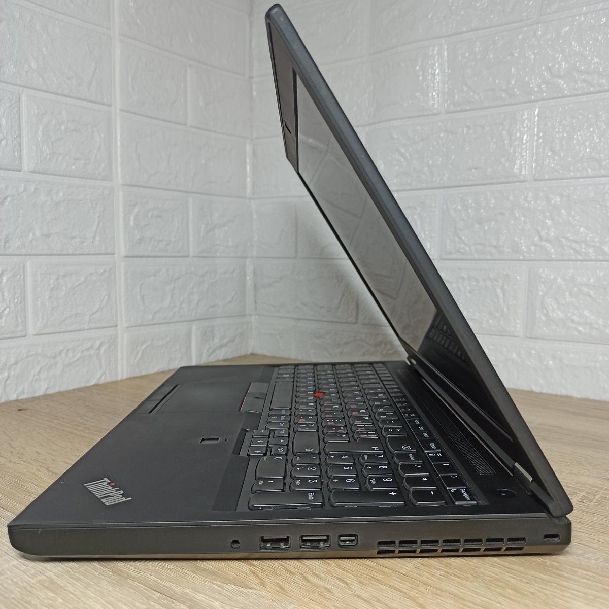 Ноутбук б/у Lenovo P52 4