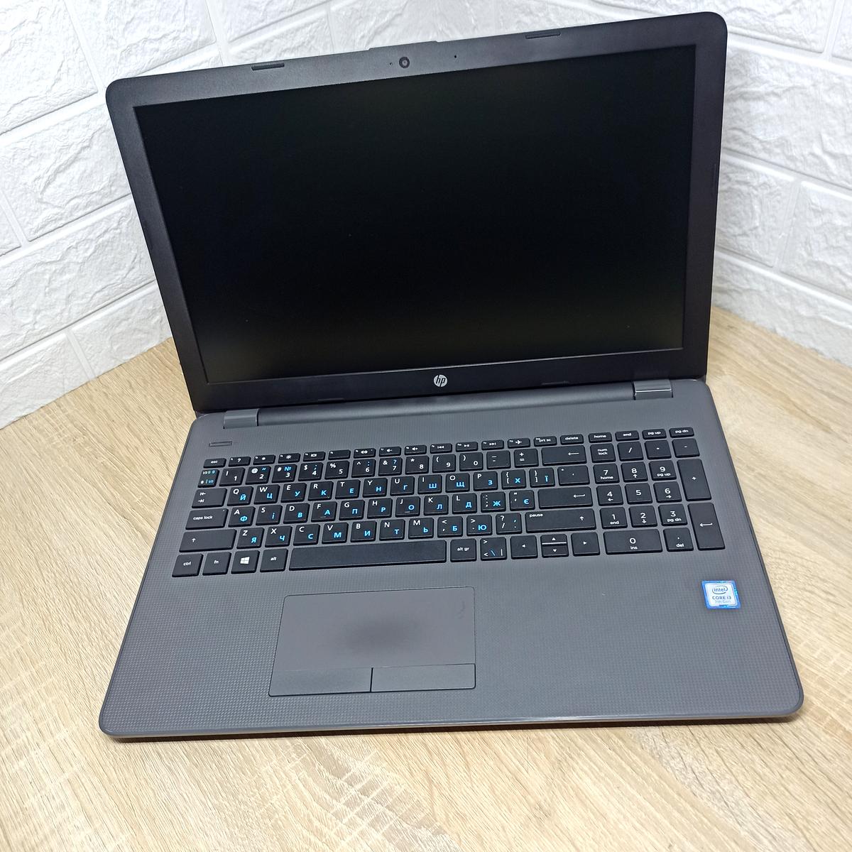 Ноутбук б/у HP 250 G6 1