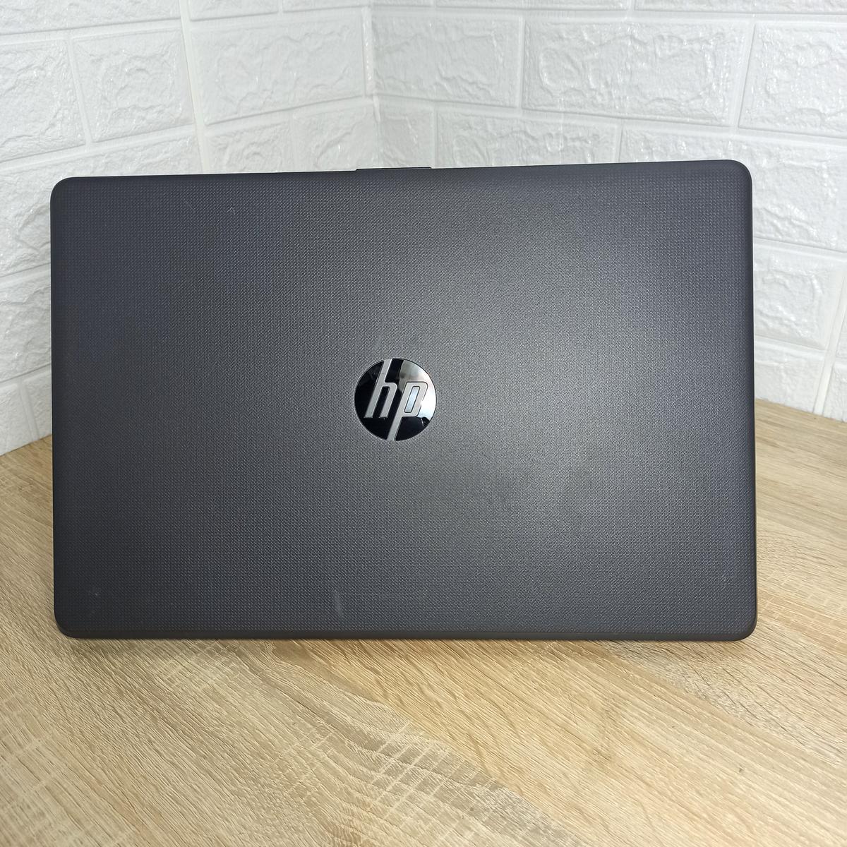 Ноутбук б/у HP 250 G6 5