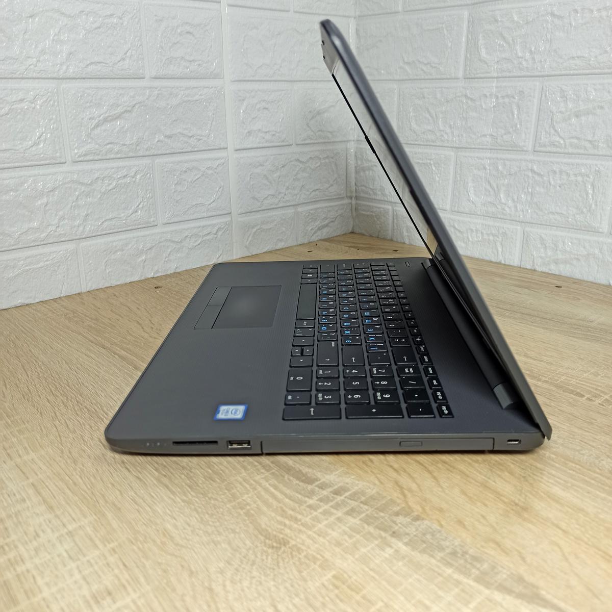 Ноутбук б/у HP 250 G6 4