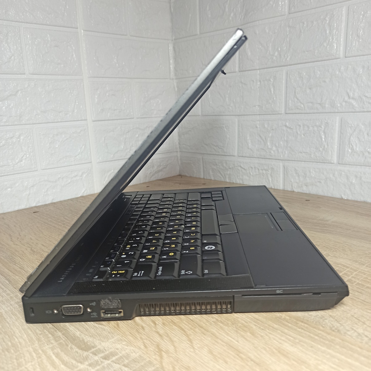 Ноутбук б/у Dell Latitude E6410 3