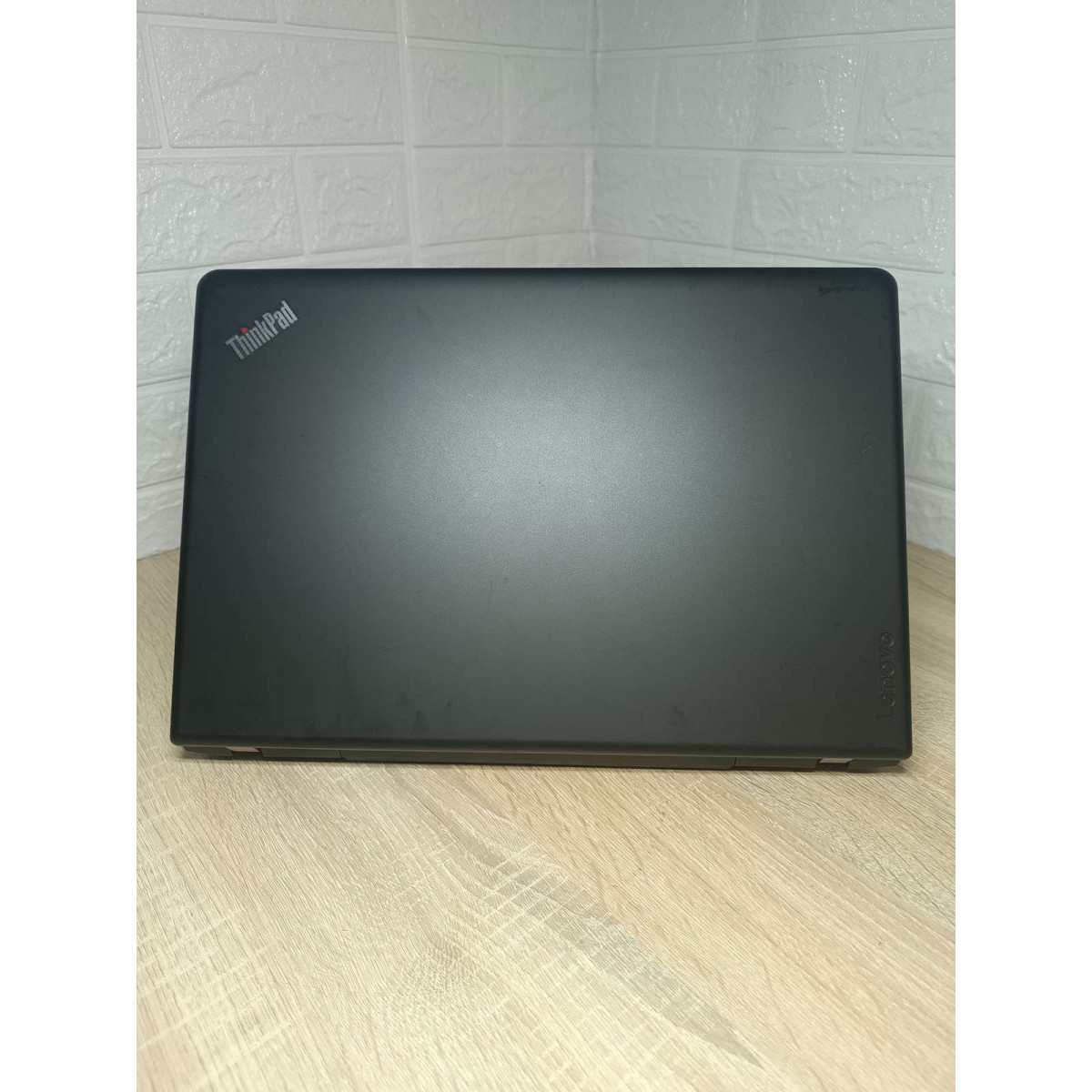 Ноутбук б/в Lenovo ThinkPad E570 4