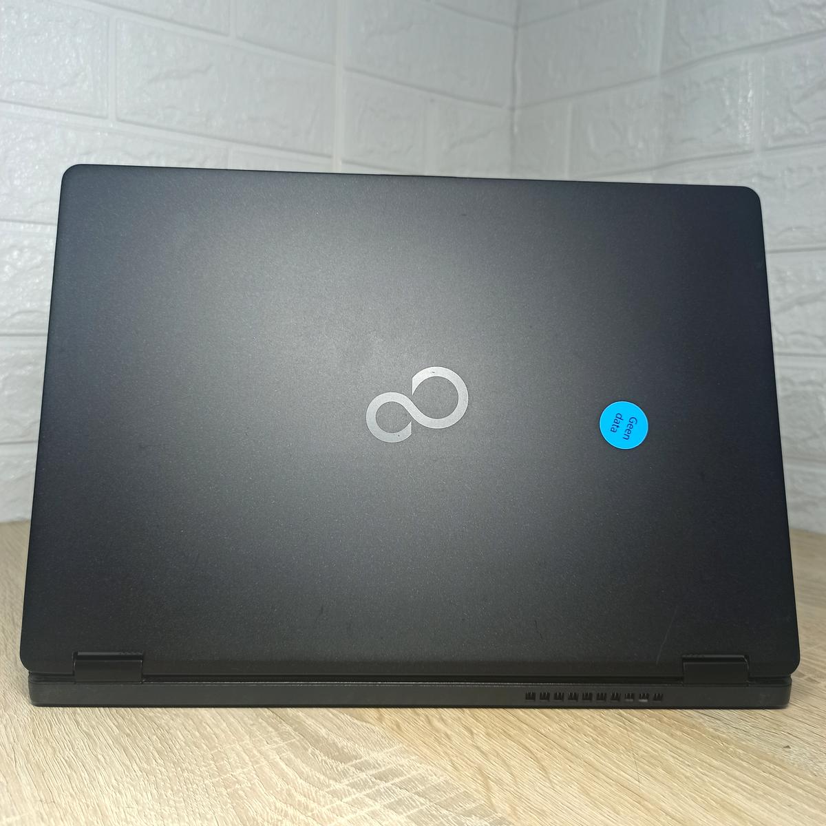 Ноутбук б/у Fujitsu U728 7