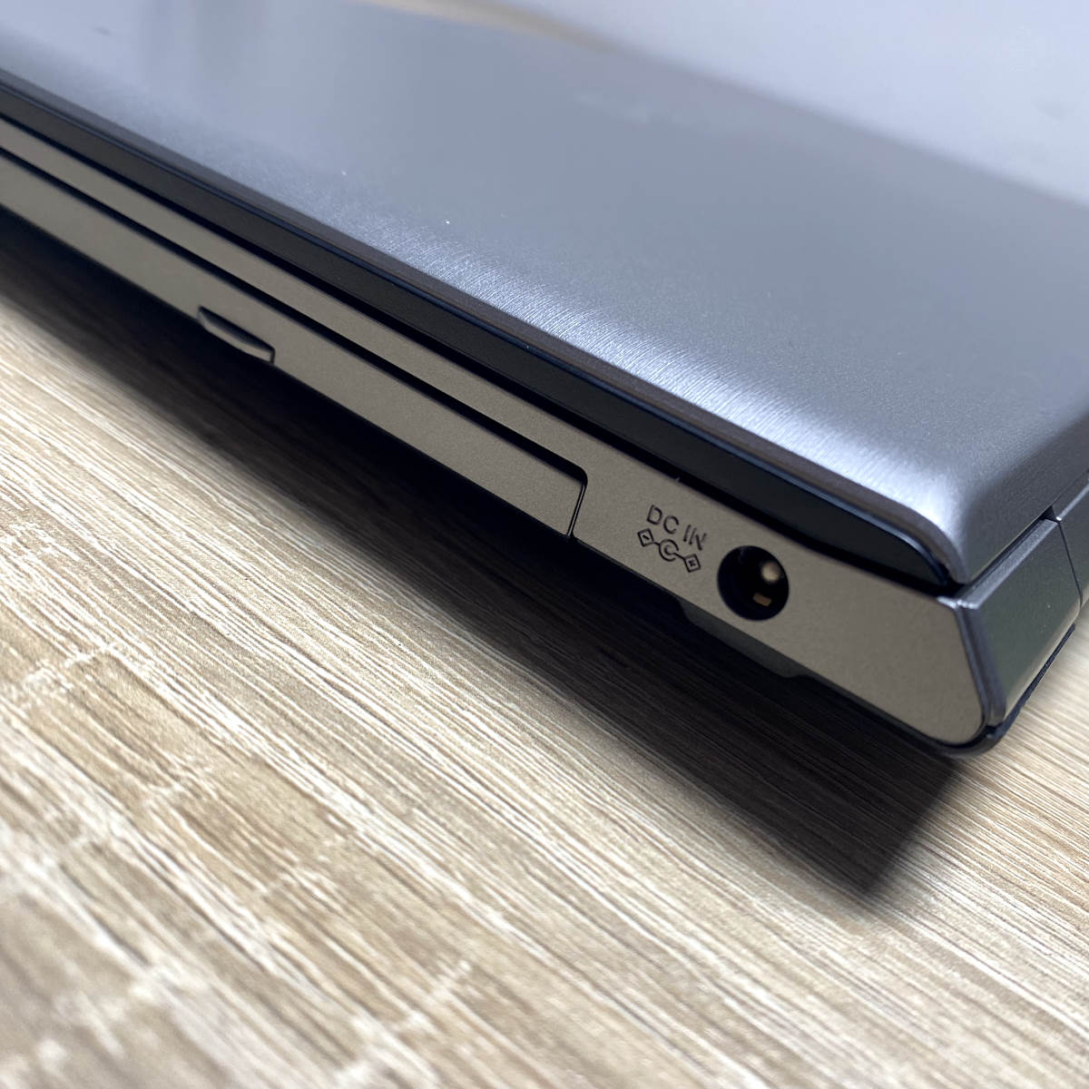 Ноутбук б/у Medion PEAQ PNB C1015 6