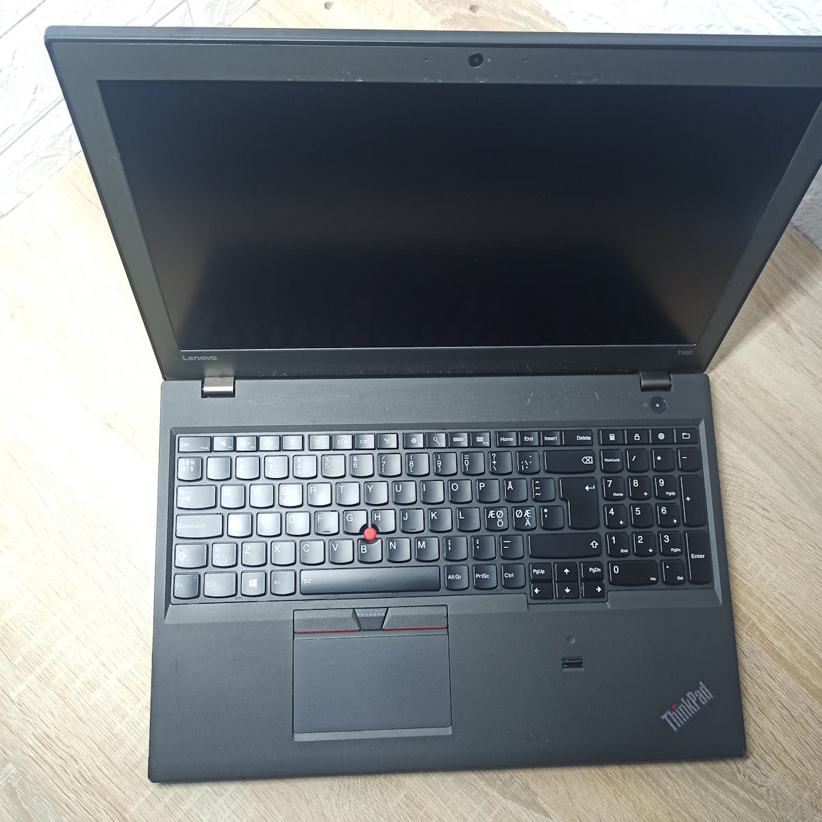 Ноутбук б/у Lenovo ThinkPad T560 2