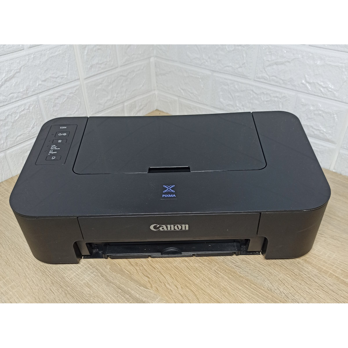 Принтер б/у струйный Canon Pixma E204 2 