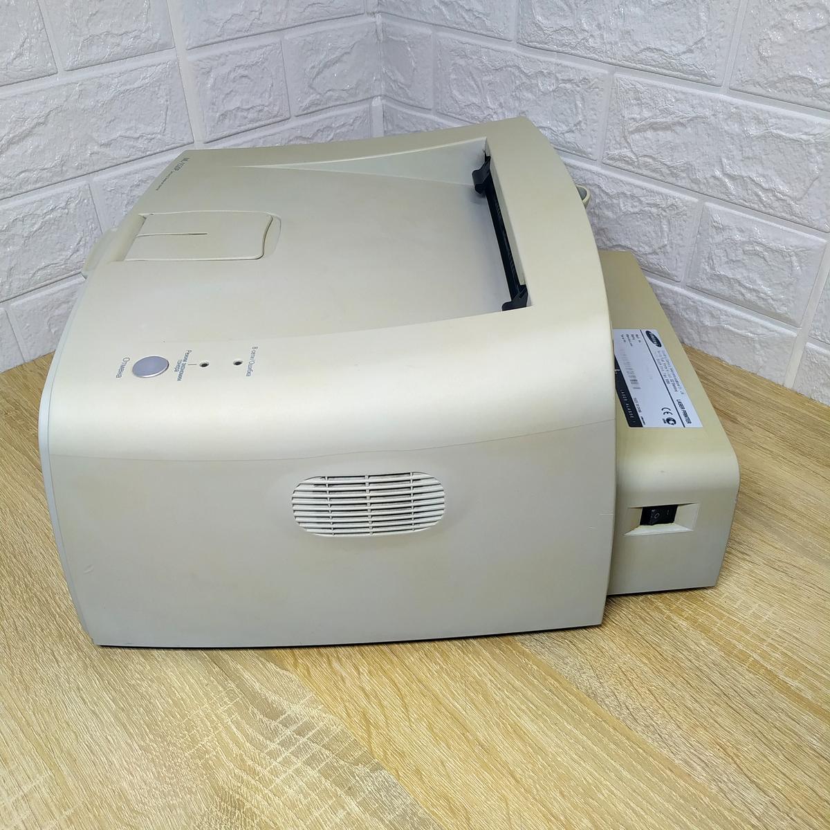 Принтер б/у лазерный ч/б Samsung ML-1520 3 